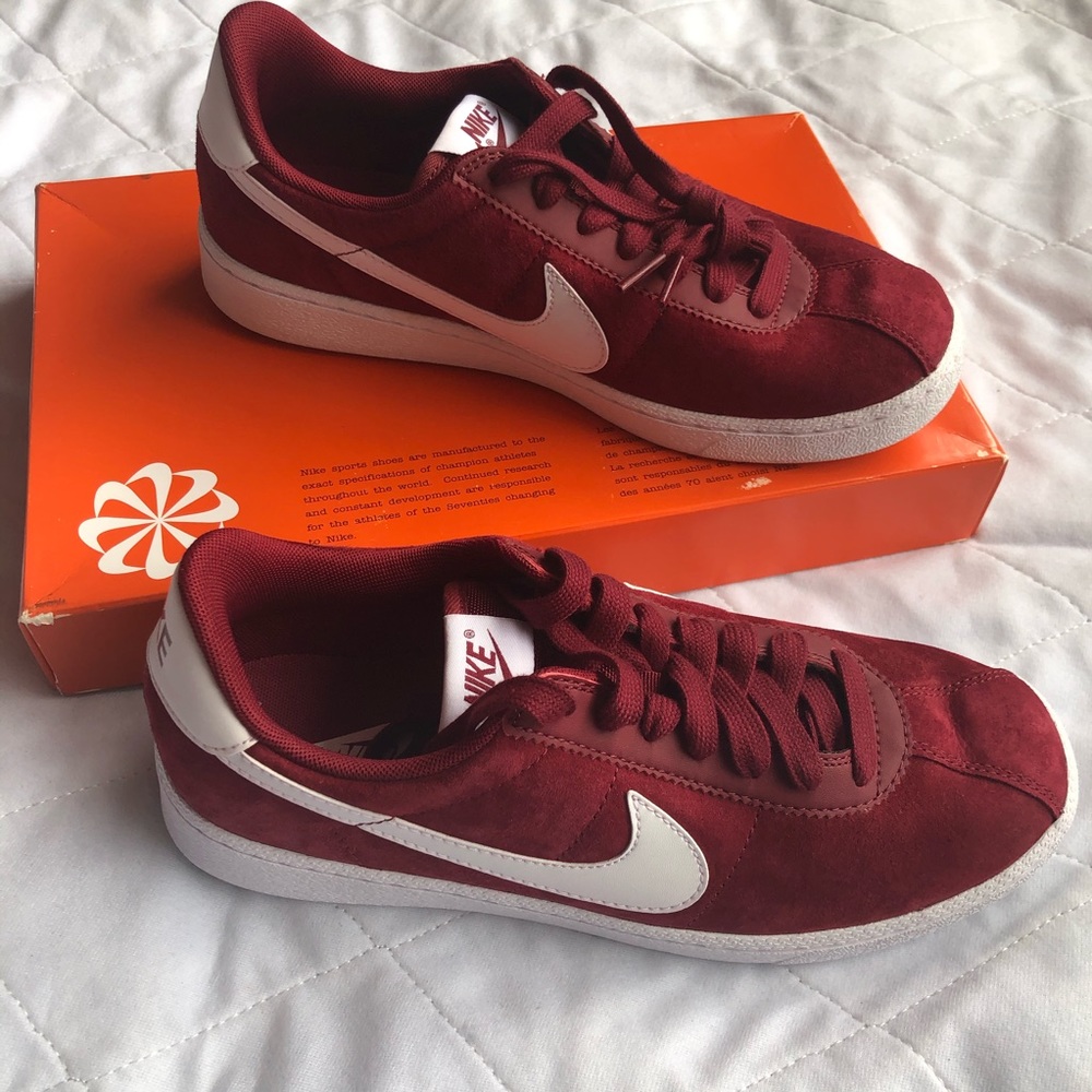 New NIKE Size 7.5 Bruin Low Team Red Sneakers